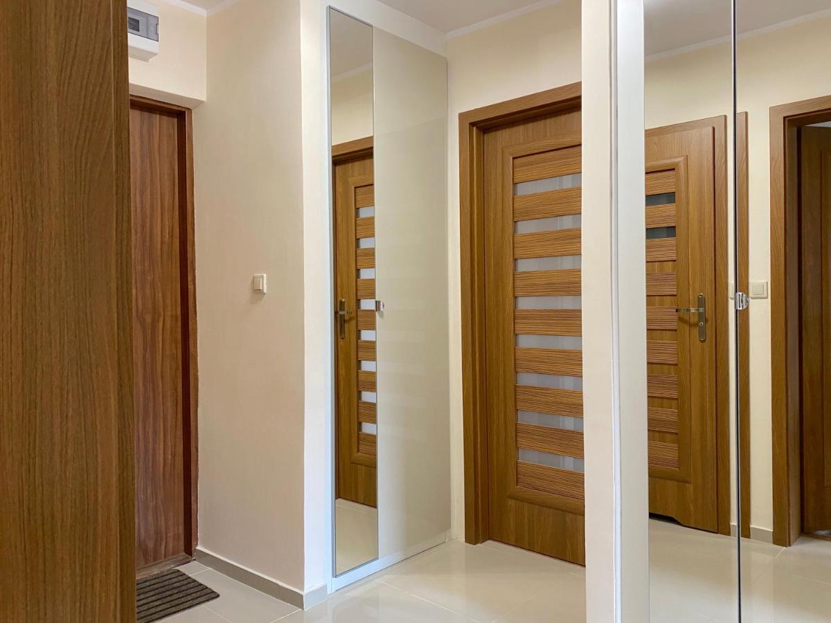 Swish Apartment -10 Min To Old Town Gdansk,Pkp & Shopping Mall 외부 사진